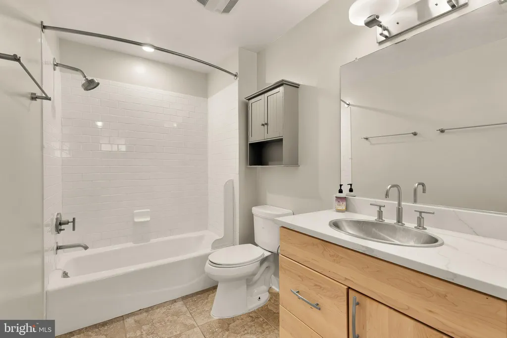 Additional image 18 of 2412 17th Street NW Unit C-03, Washington, DC 20009