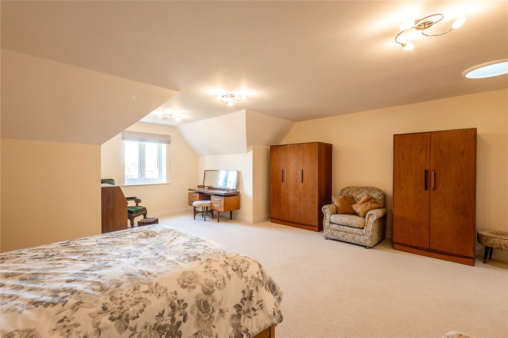 Additional image 12 of 2 bed flat for saleSummerfield Place, Wenlock Road, Shrewsbury, Shropshire SY2