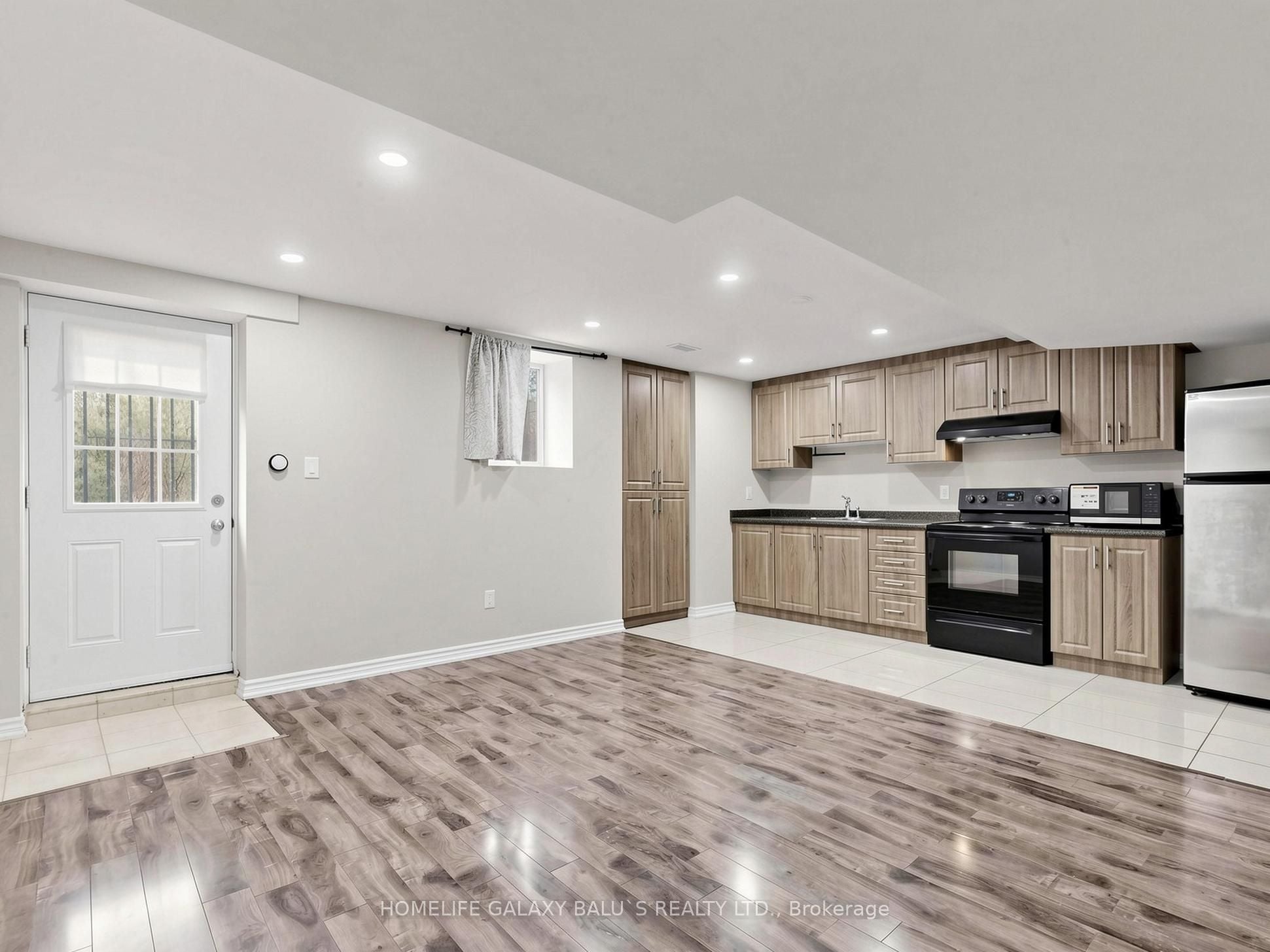 562 Nairn Circle, Milton, ON, L9T 8A8