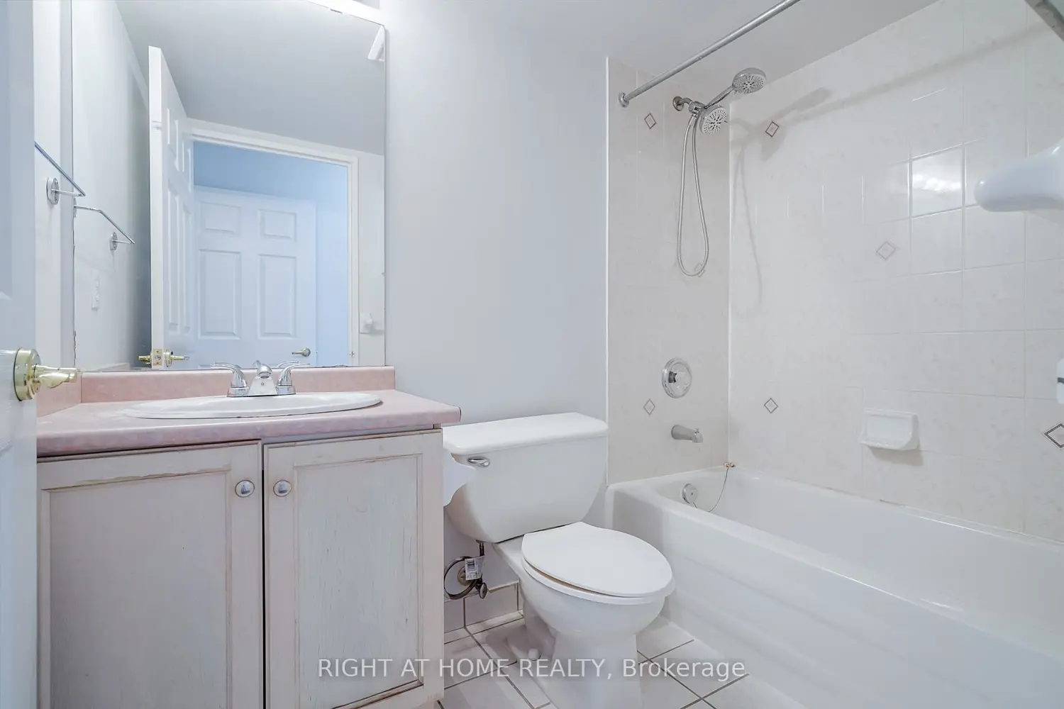 Additional image 17 of 156 Enfield Place 2205