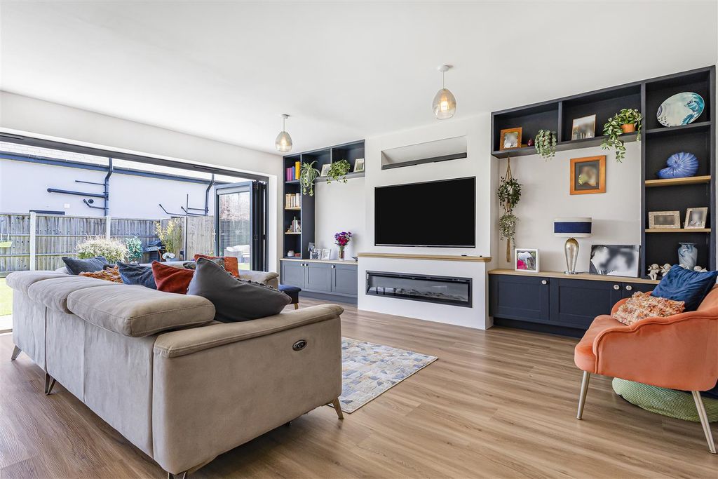 Additional image 13 of 4 bed detached house for saleWhite Hill Road, Meopham, Gravesend DA13