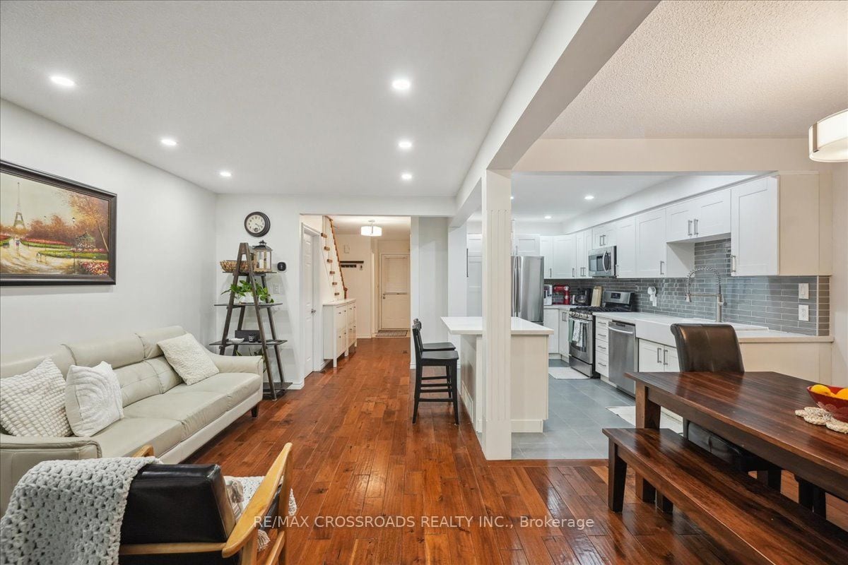 Additional image 6 of 43-121 L'amoreaux Drive, Toronto, ON, M1W 2J9