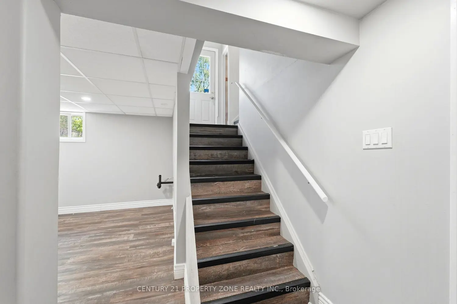 Additional image 16 of 1192 Kaladar Drive