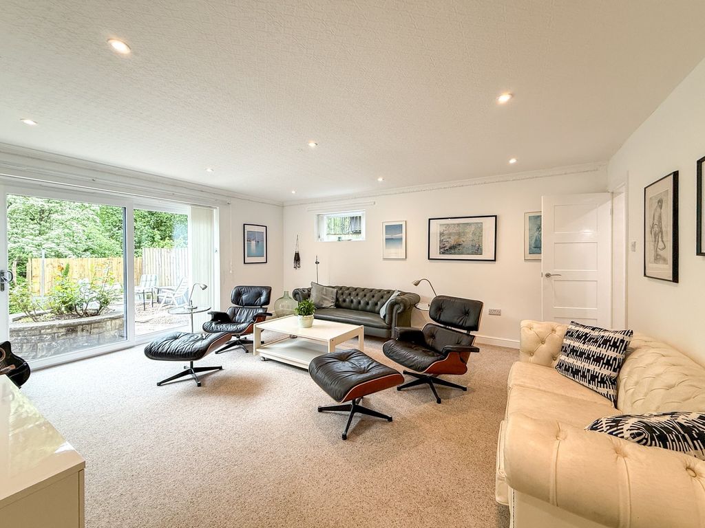 Additional image 23 of 5 bed detached house for saleHuddersfield Road, Holmfirth HD9