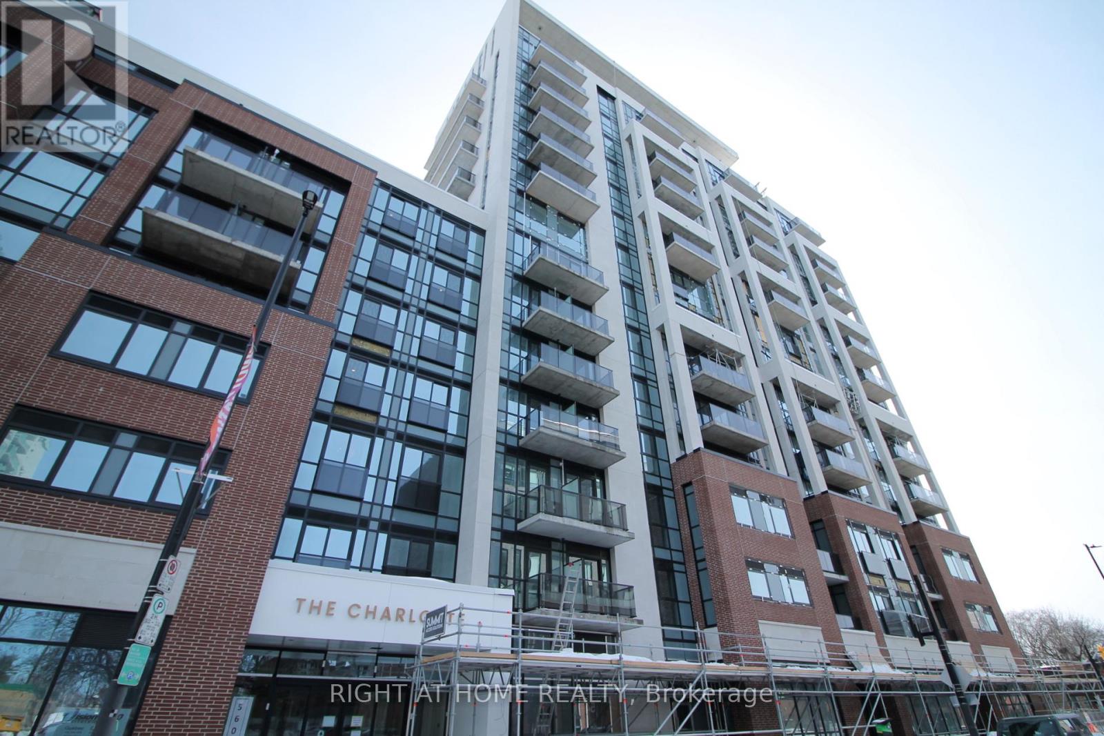 1006 - 560 RIDEAU STREET