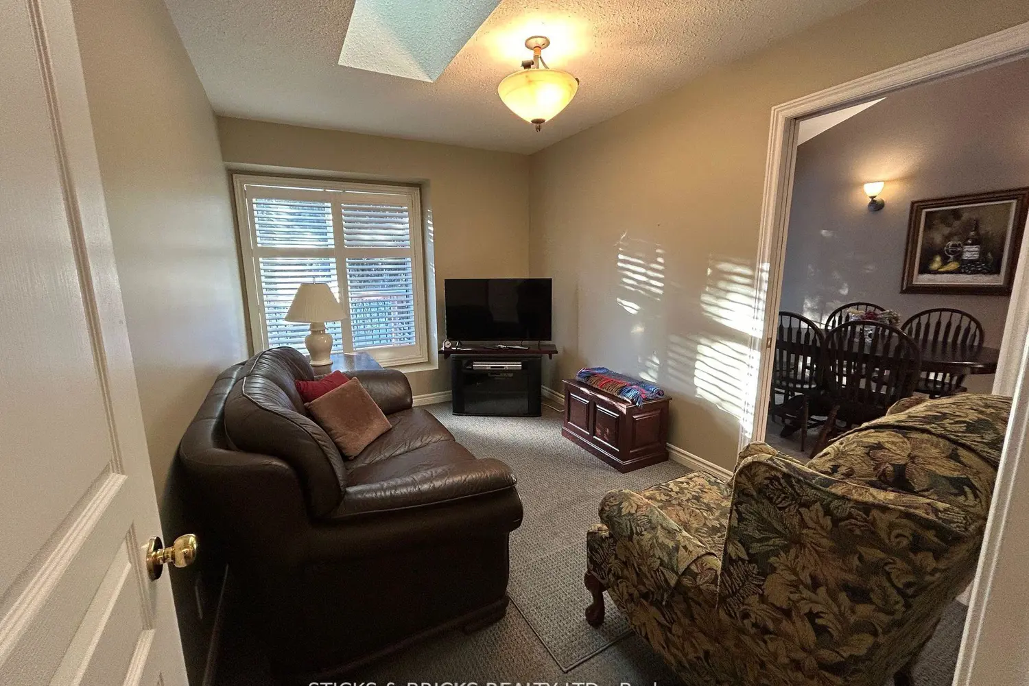 Additional image 10 of 3241 Montrose Road 12