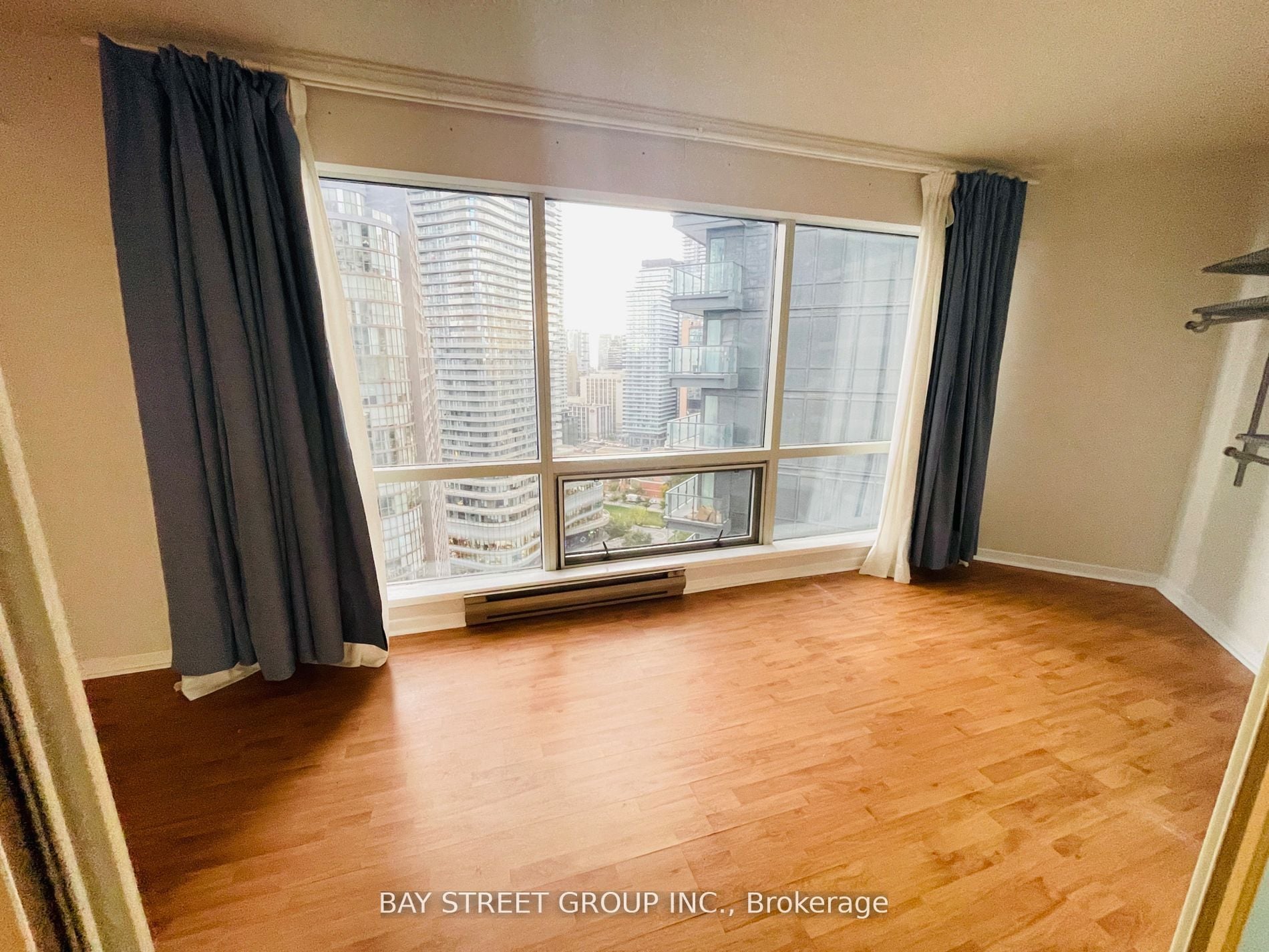Additional image 6 of 2213-1001 Bay Street, Toronto, ON, M5S 3A6