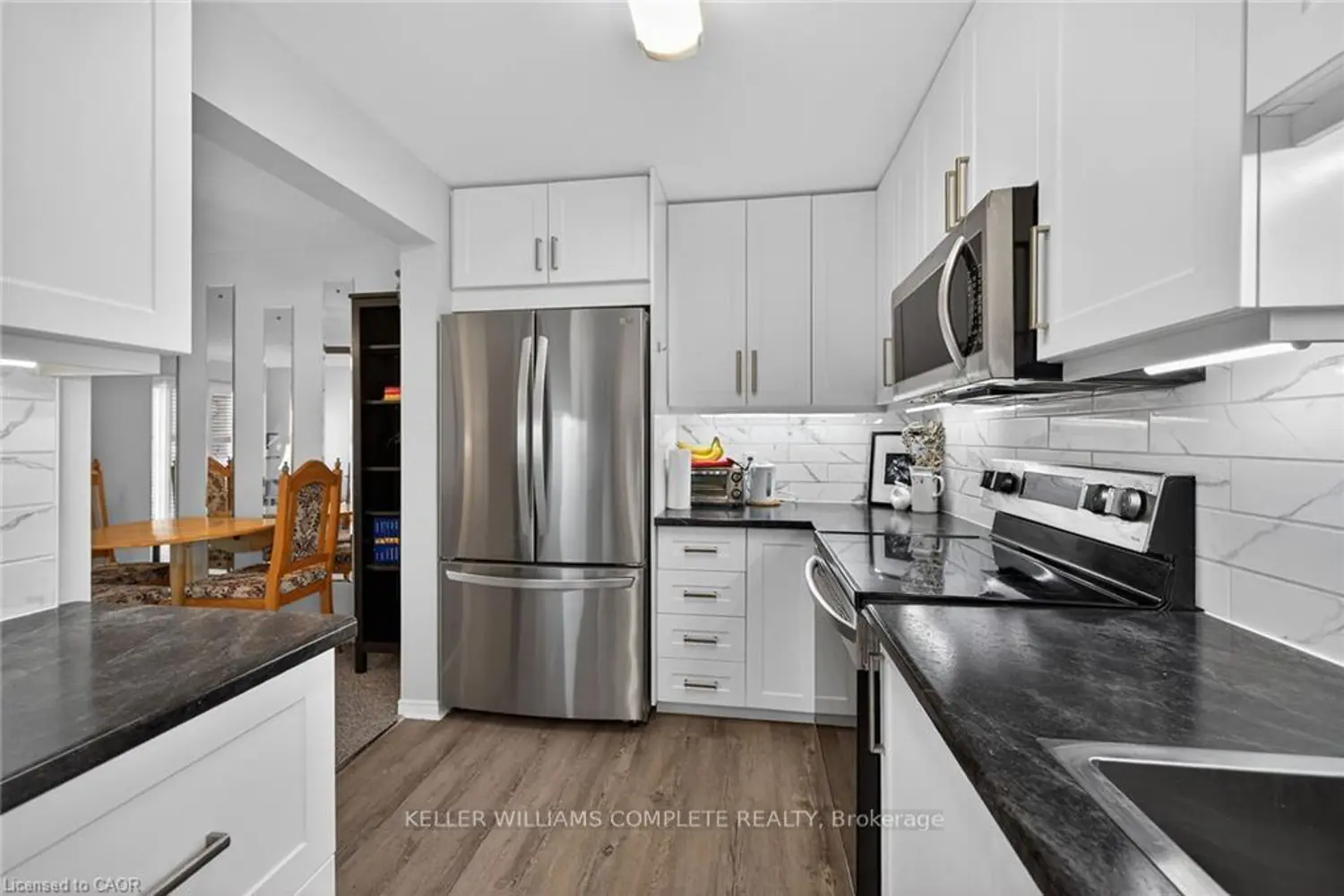 Additional image 3 of 6 Niagara Street 208
