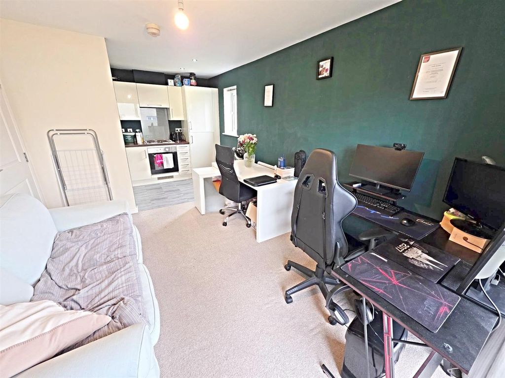 Additional image 6 of 1 bed flat for saleHeol Gryfydd, Rhydyfelin, Pontypridd CF37