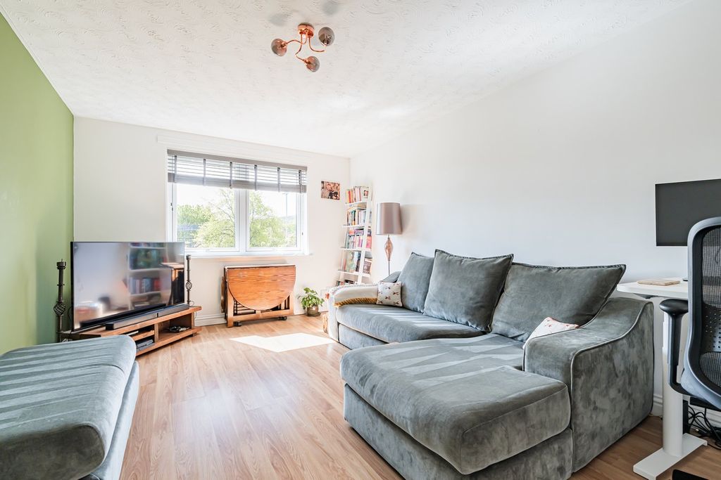 Additional image 9 of 2 bed flat for saleRestalrig Road South, Edinburgh EH7