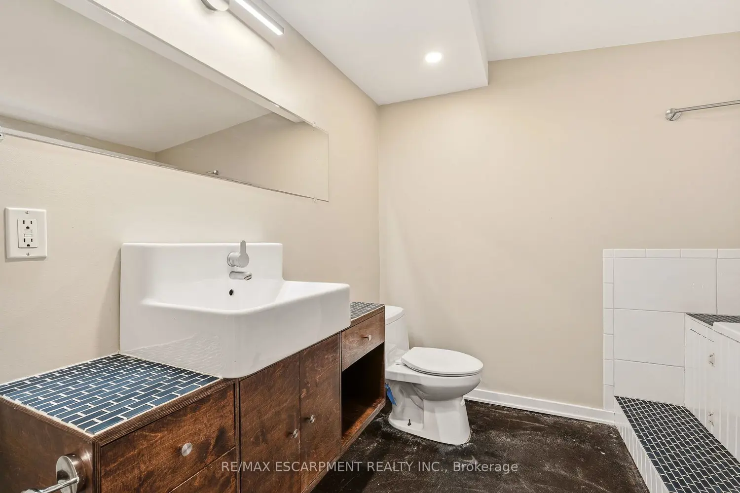 Additional image 12 of 192 Catharine Street