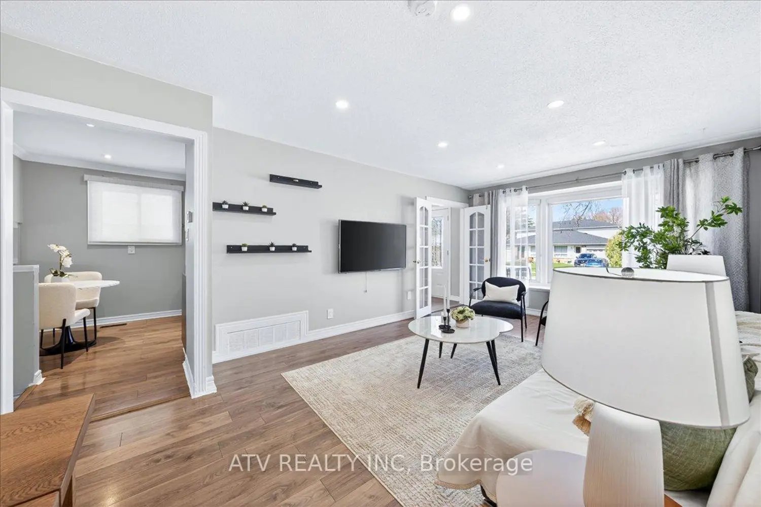 Additional image 3 of 2504 Glamworth Crescent