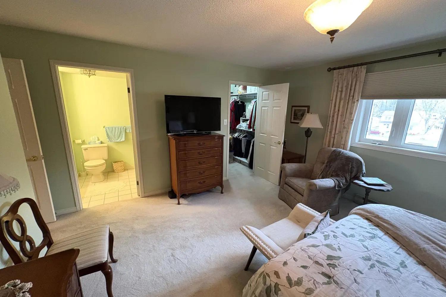 Additional image 13 of 469 Lakeshore Drive 301