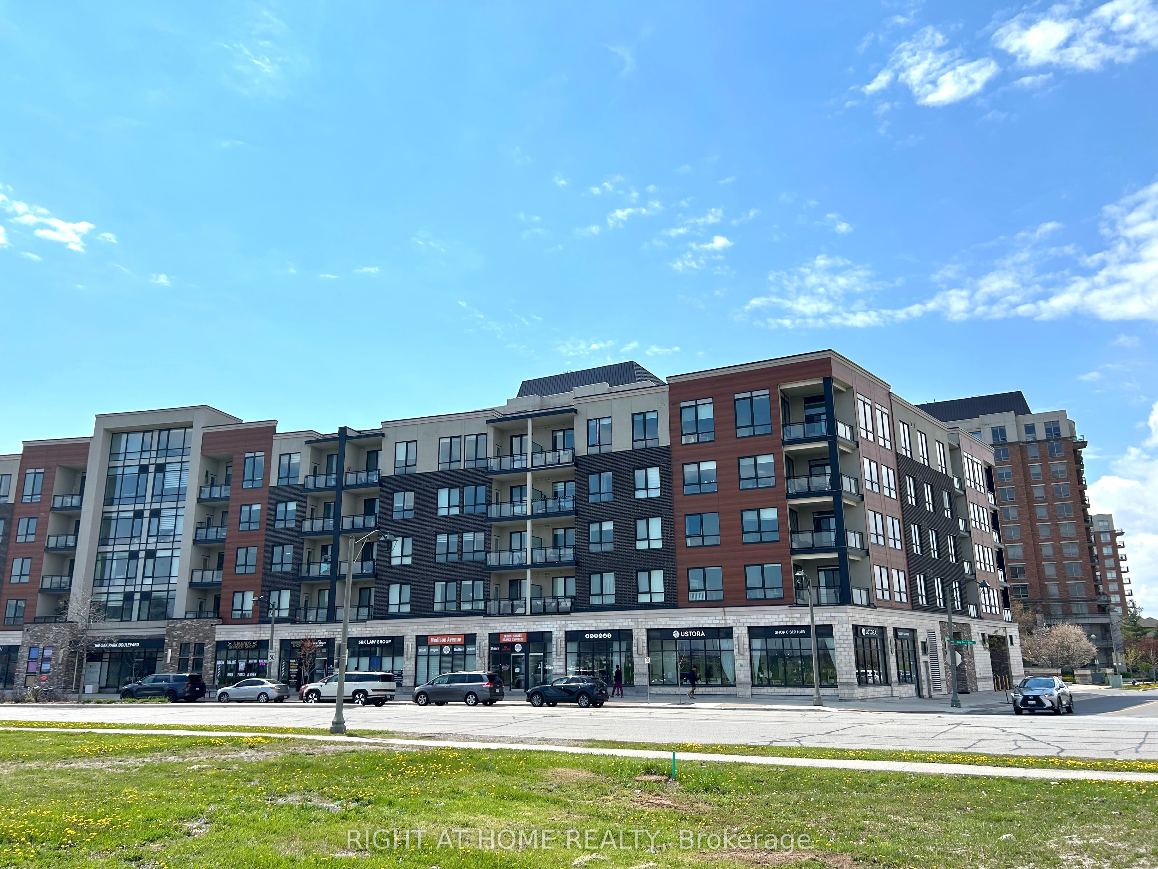 Additional image 3 of 204-150 Oak Park Boulevard, Oakville, ON, L6H 0E7