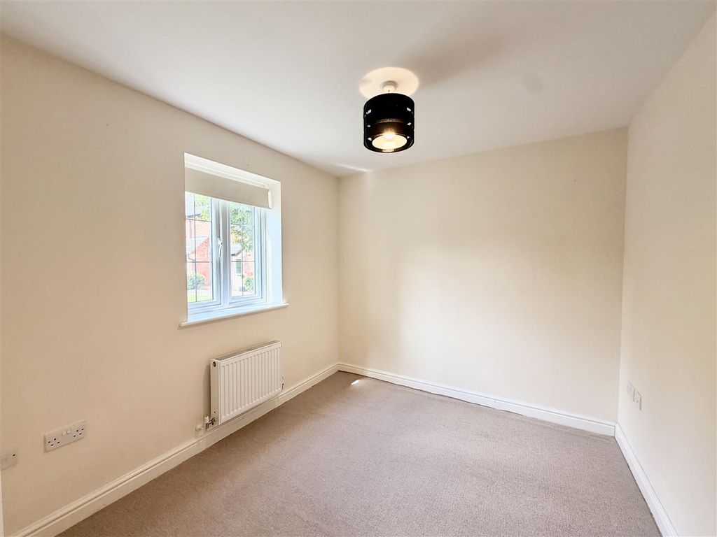 Additional image 14 of 2 bed flat for saleHighland Drive, Loughborough LE11