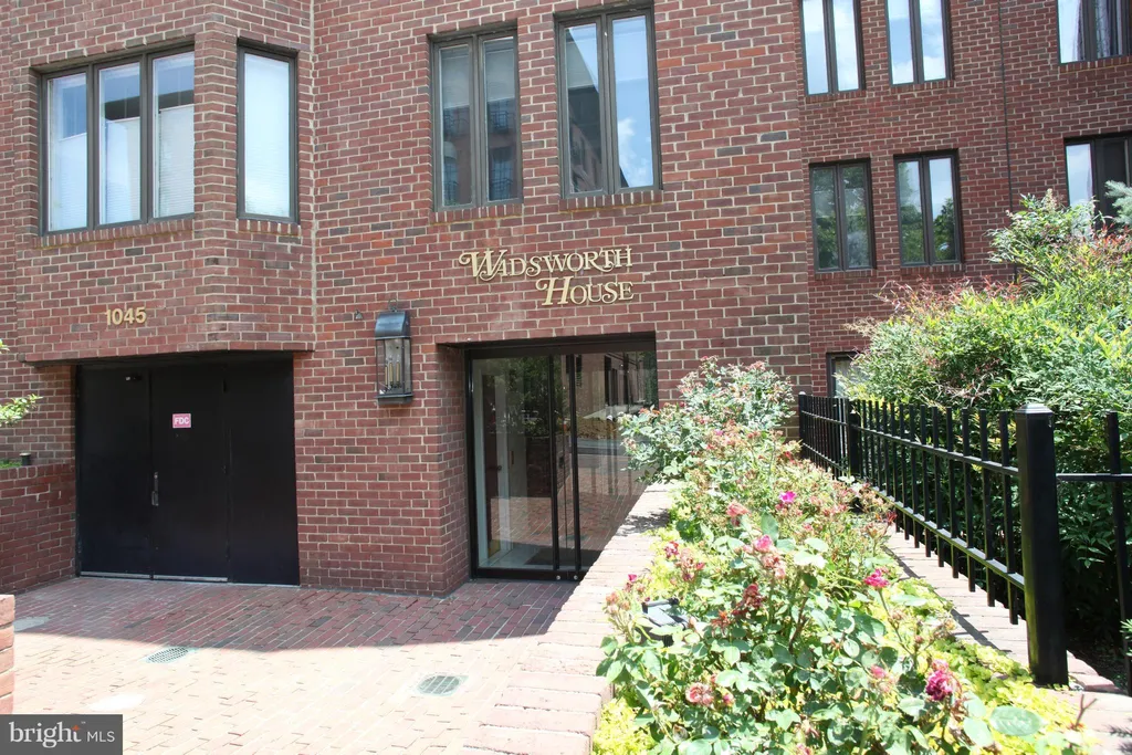 Additional image 13 of 1045 31st Street NW Unit 205, Washington, DC 20007