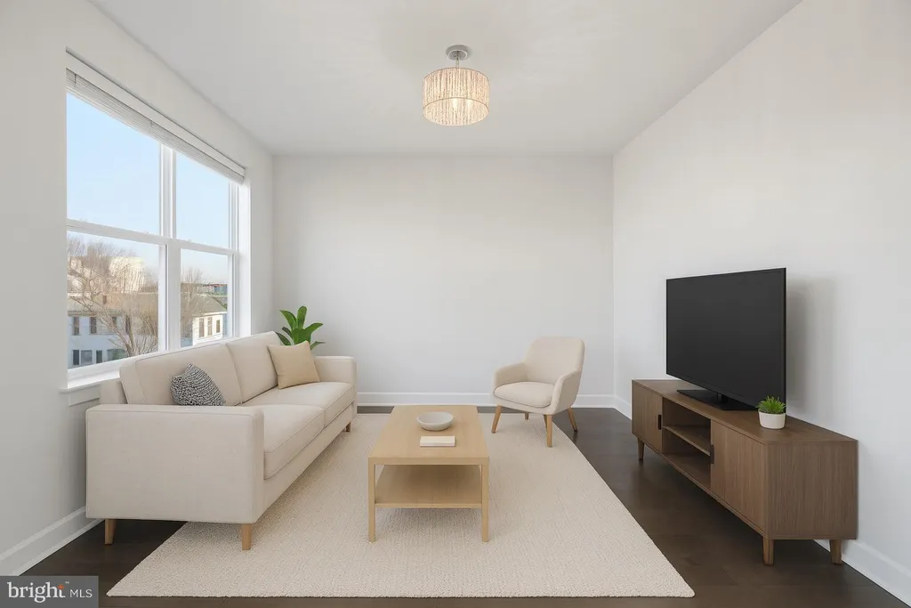 Additional image 6 of 401 15th Street SE Unit 401, Washington, DC 20003