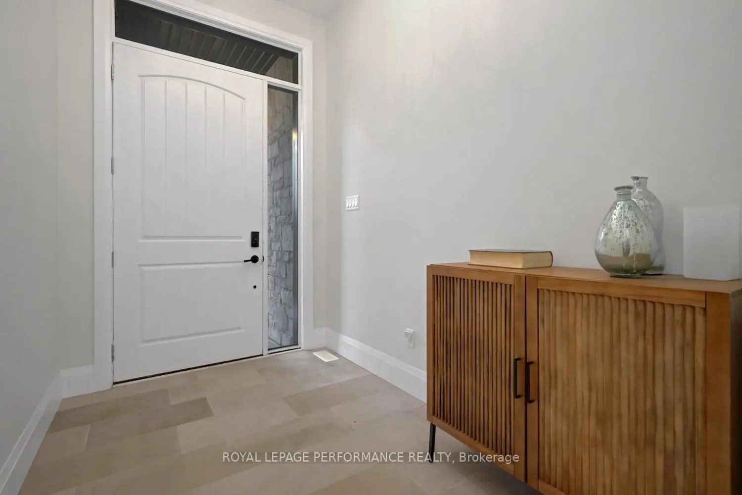 55A Norway Spruce Street photo 3