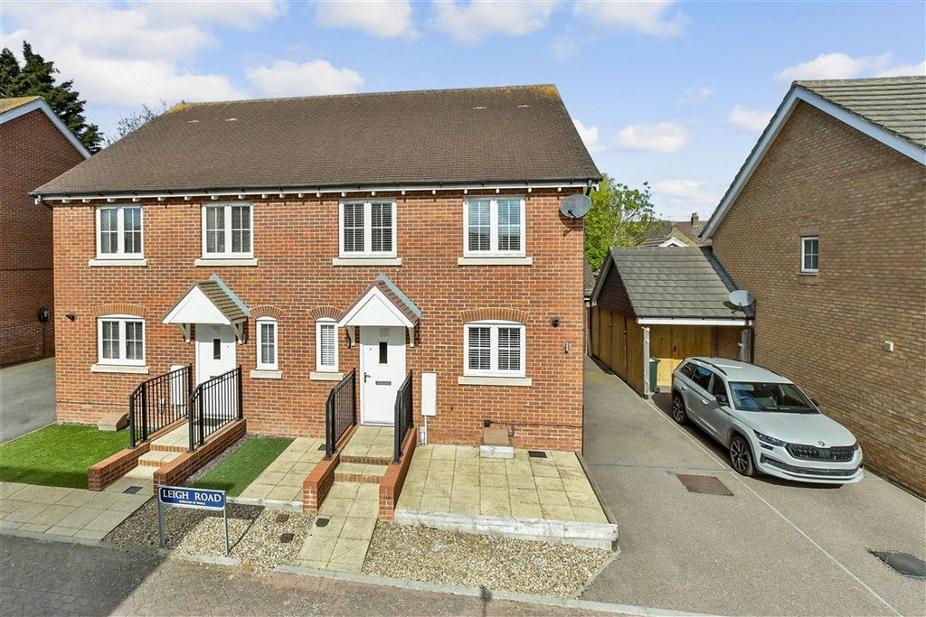 Additional image 2 of 4 bed semi-detached house for saleLeigh Road, Sittingbourne, Kent ME10