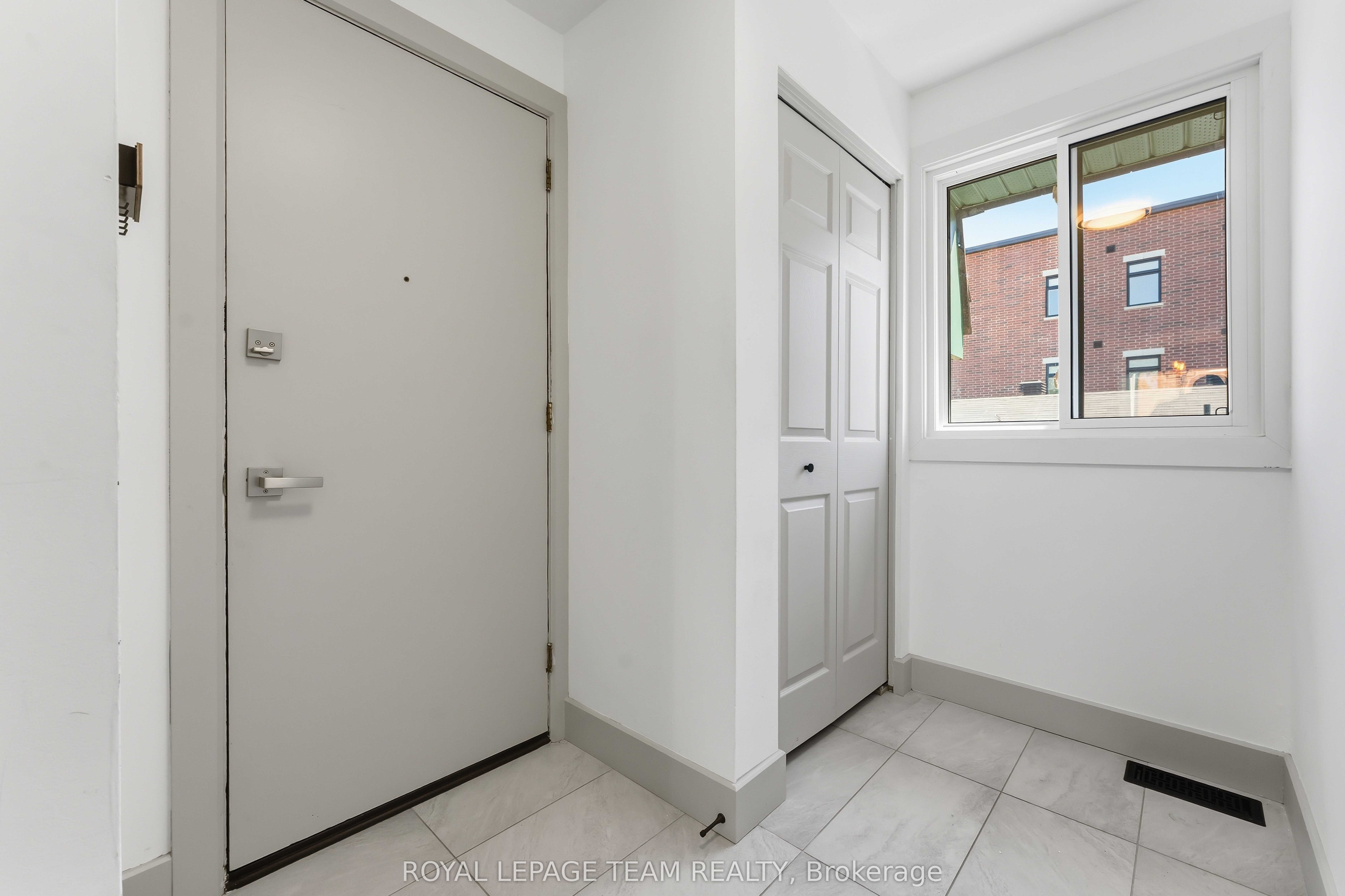 Additional image 4 of 2-204 Donald Street, Ottawa, ON, K1K 1M8