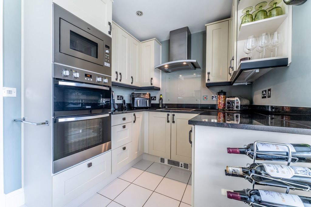Additional image 18 of 2 bed flat for saleFowke Street, Rothley LE7