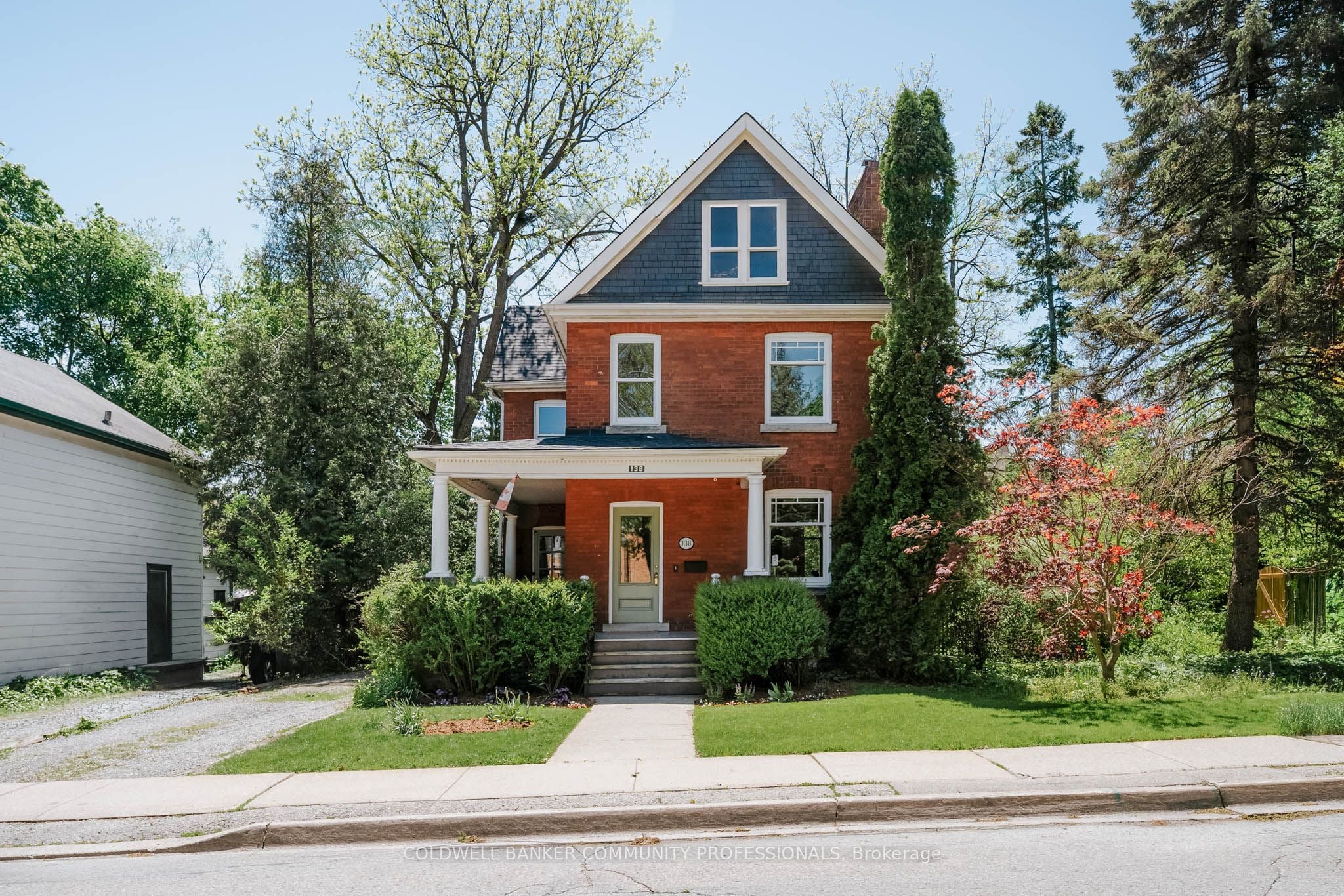 138 Park Street W, Hamilton, ON, L9H 1X7