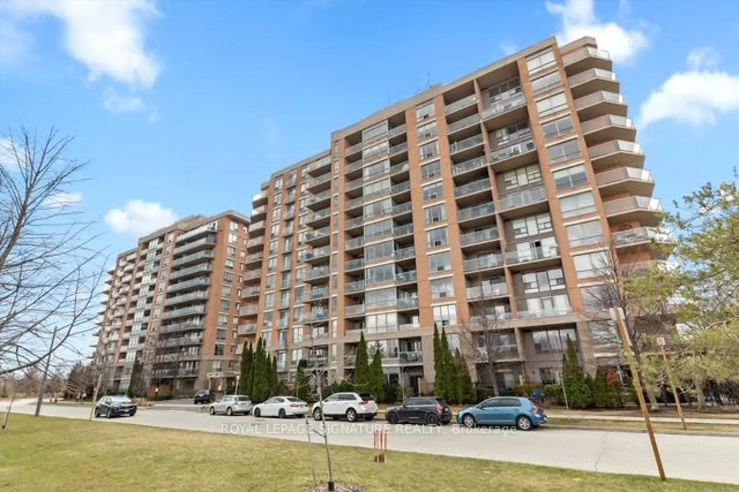 1150 Parkwest Place 207