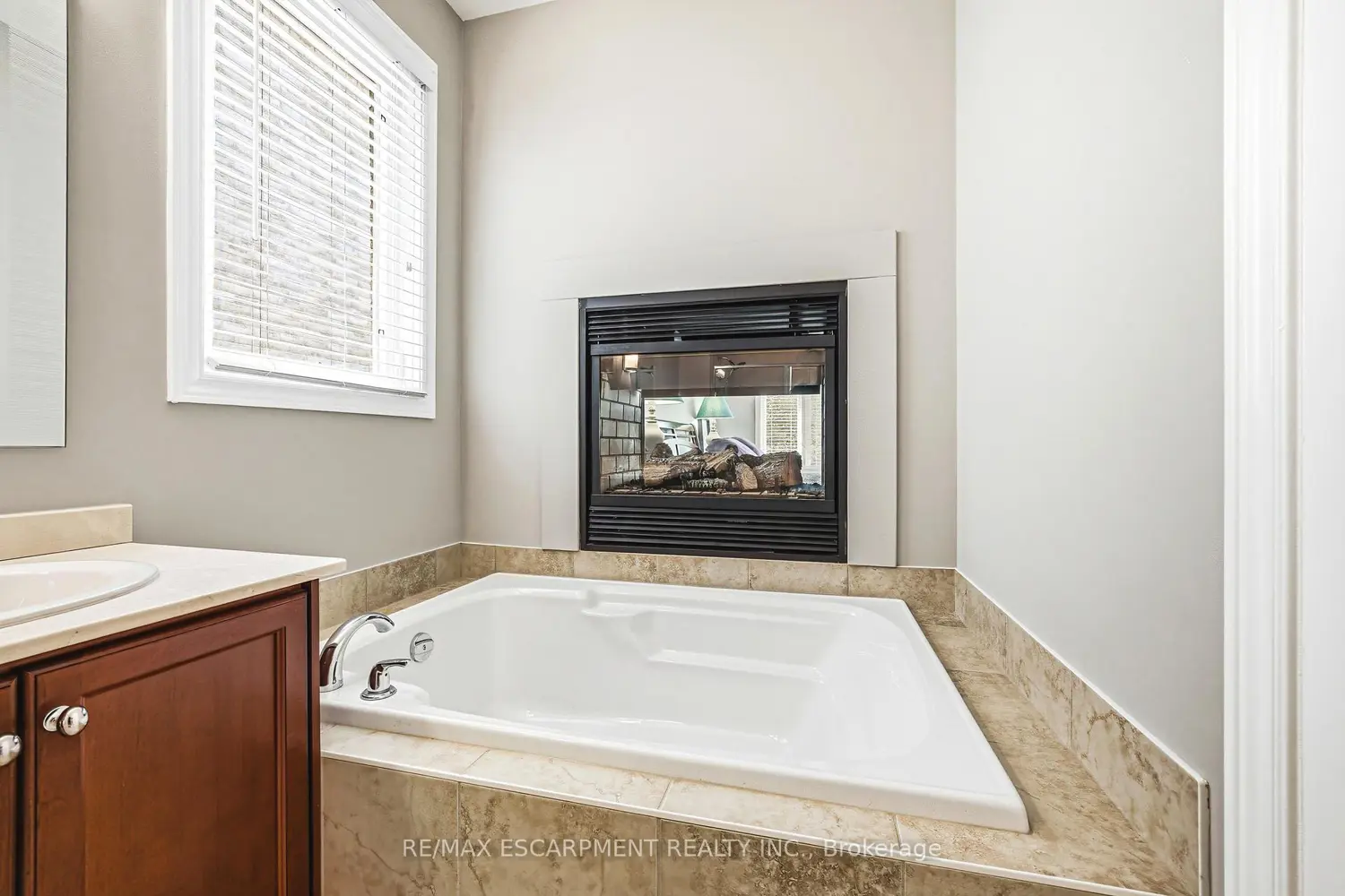 Additional image 9 of 2178 Berwick Drive