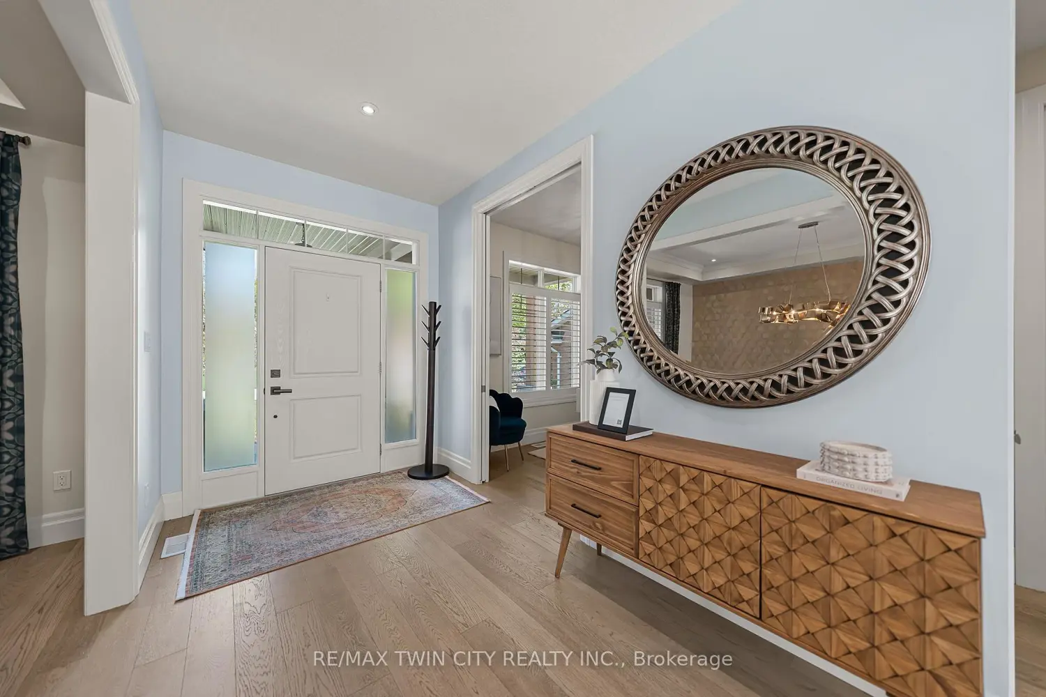 Additional image 3 of 303 Castlefield Avenue