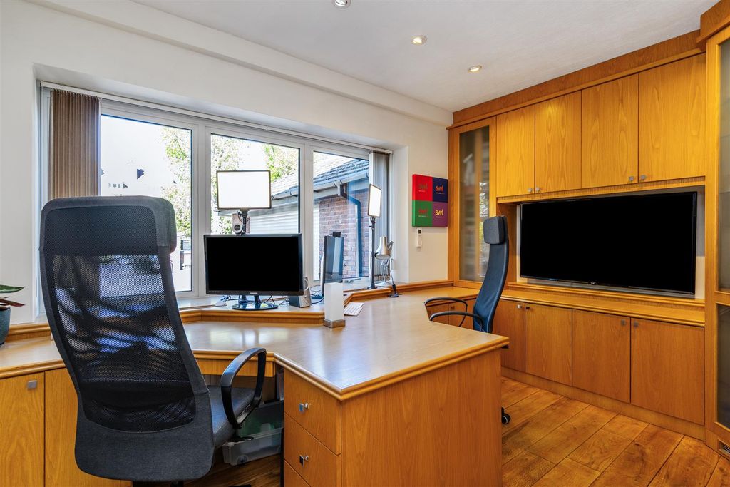 Additional image 18 of 4 bed detached house for saleAlderbrook Road, Solihull B91