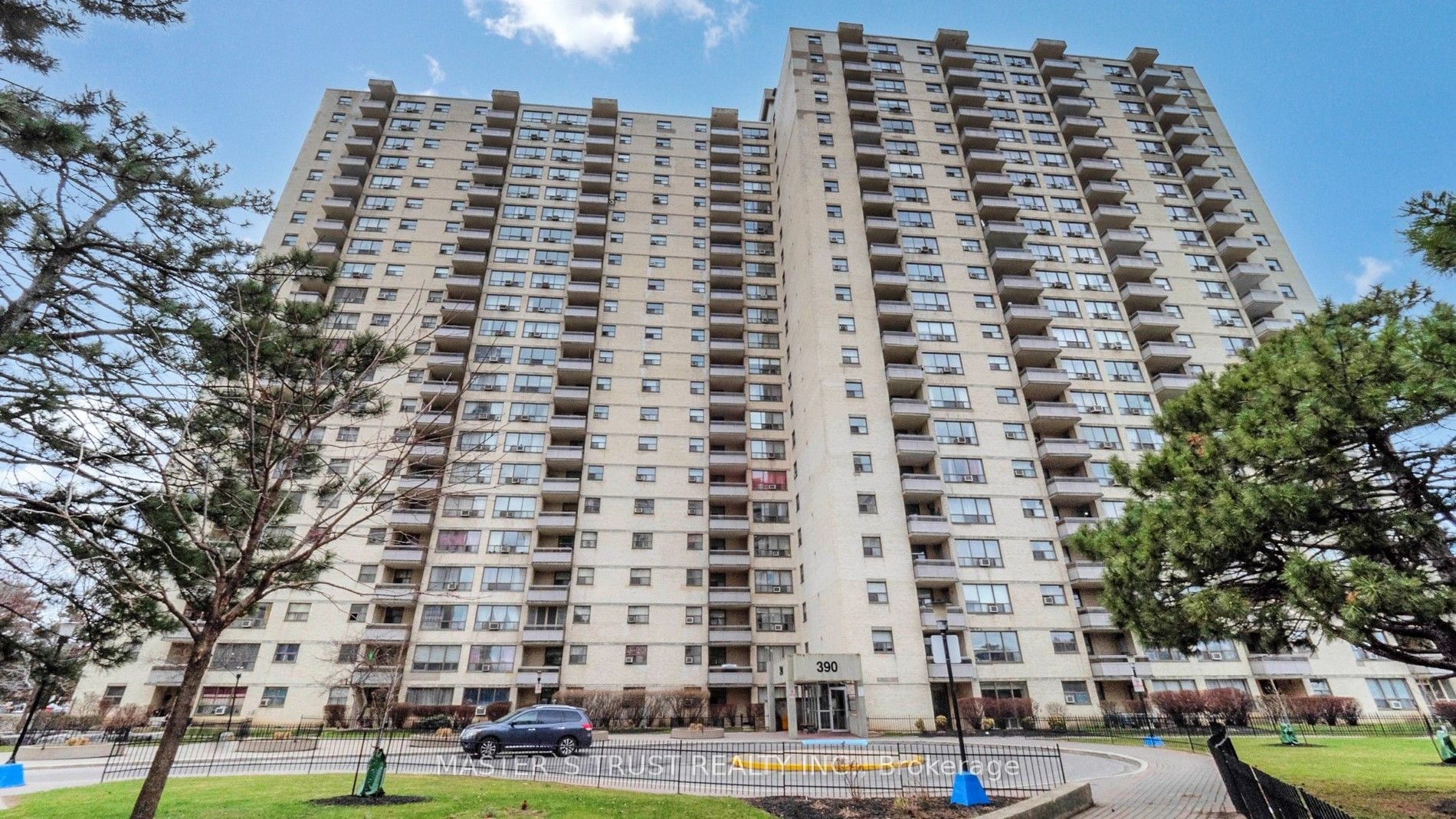 1906-390 Dixon Road, Toronto, ON, M9R 1T4