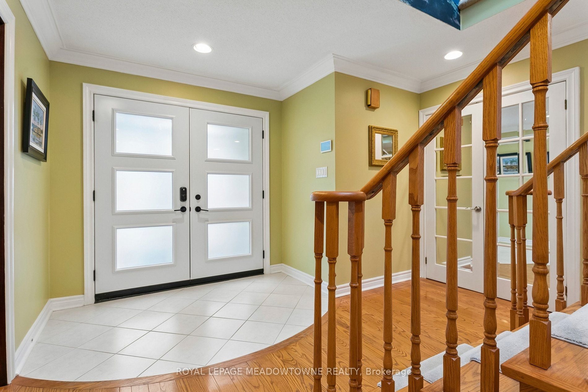 Additional image 4 of 3170 Plum Tree Crescent, Mississauga, ON, L5N 4X3