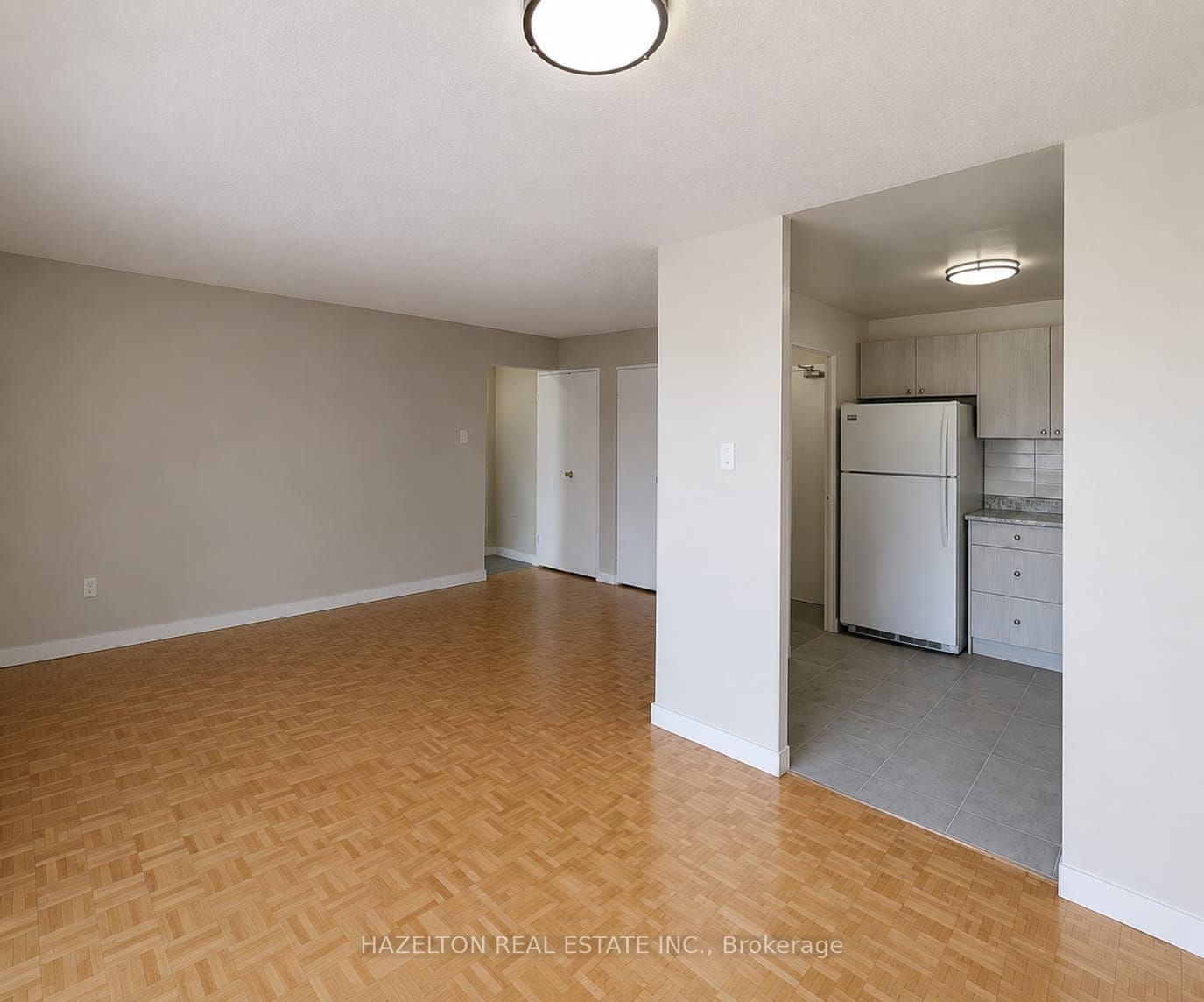 Additional image 4 of 521-1901 Martin Grove Road, Toronto, ON, M9V 3T1