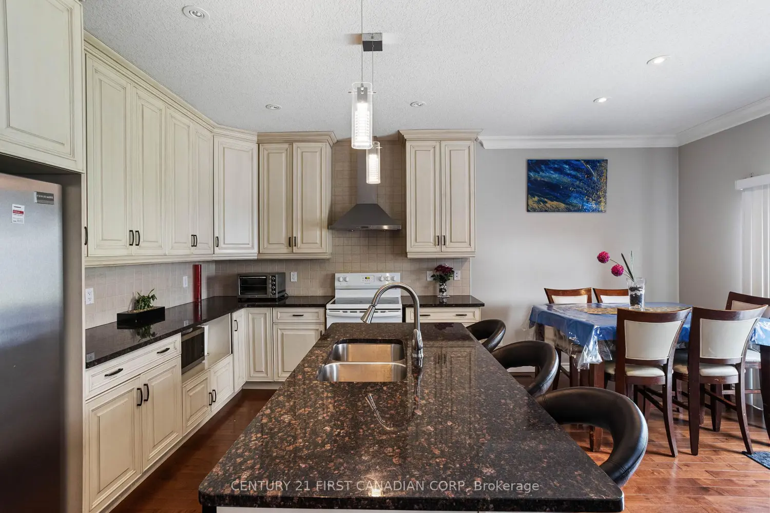 Additional image 8 of 6621 Navin Crescent