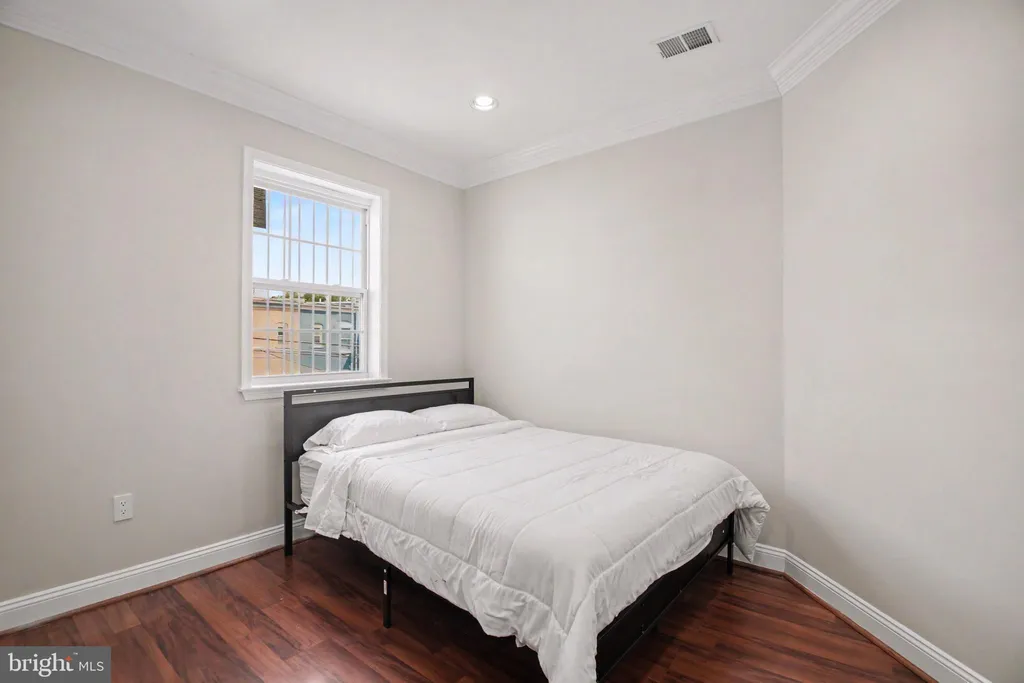 Additional image 12 of 219 P Street NW, Washington, DC 20001