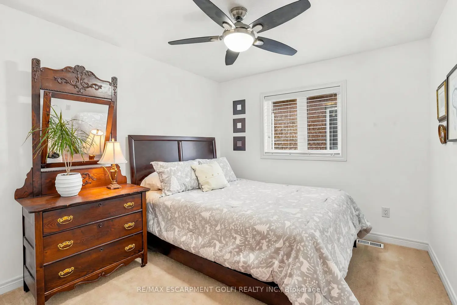 Additional image 10 of 49 Narbonne Crescent