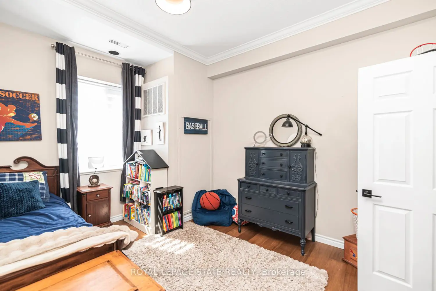 Additional image 10 of 262 Dundas Street 311