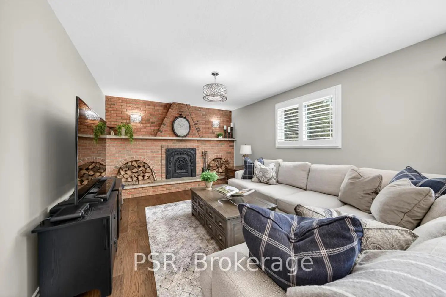 Additional image 16 of 323 Queen Victoria Drive