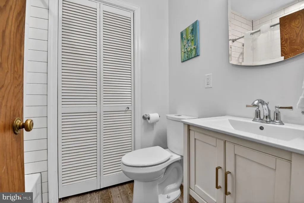 Additional image 8 of 4004 8th Street NE Unit 4, Washington, DC 20017