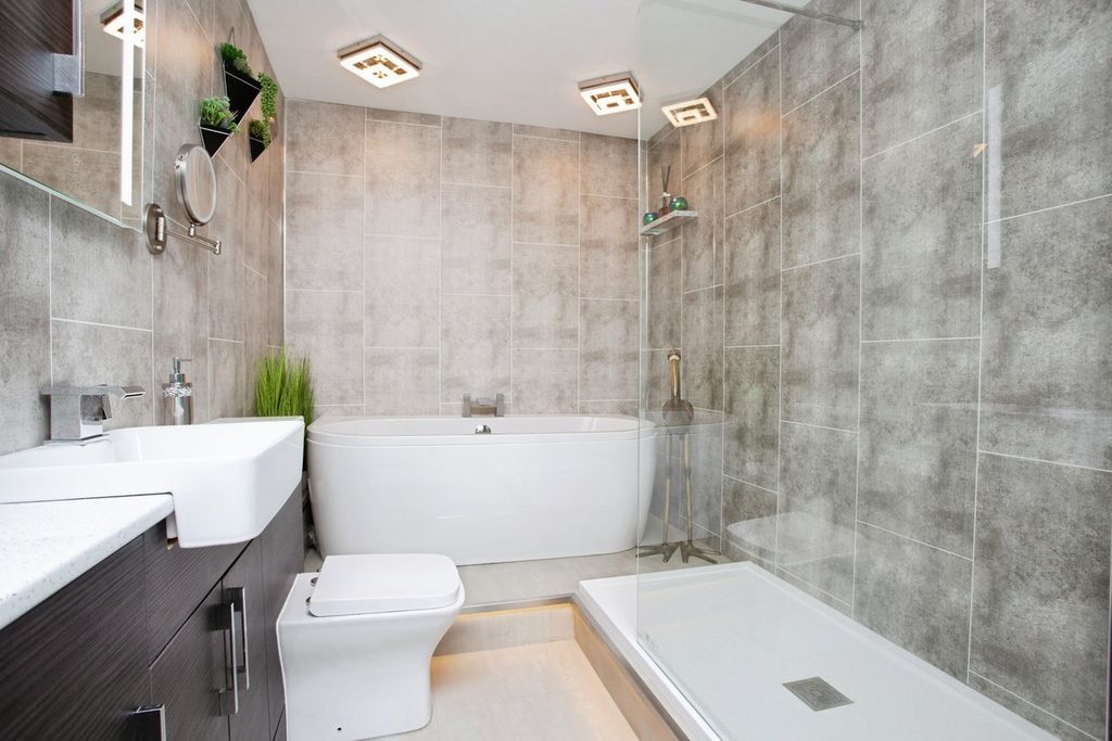 Additional image 13 of 2 bed flat for saleNorth Promenade, Lytham St Annes FY8