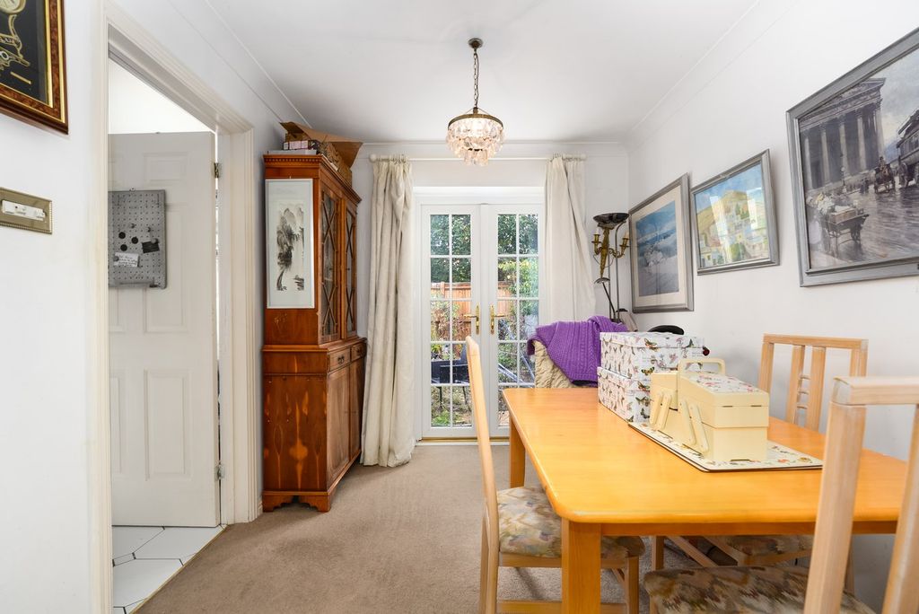 Additional image 5 of 2 bed terraced house for saleAspen Square, Weybridge KT13