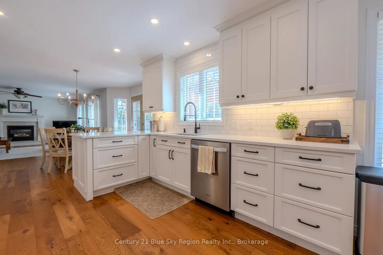 Additional image 9 of 96 Janey Avenue