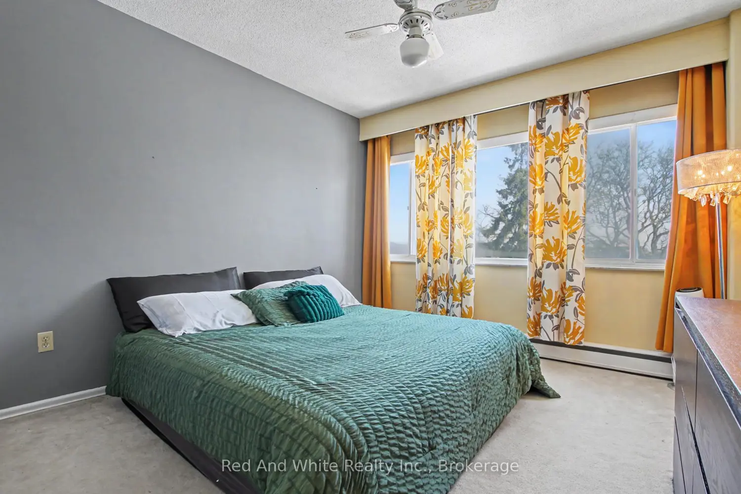 Additional image 10 of 45 Westmount Road 202