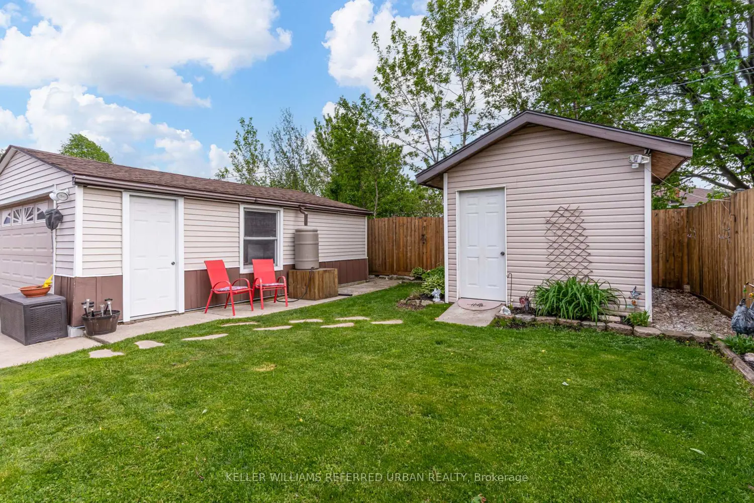Additional image 18 of 98 Duncombe Drive