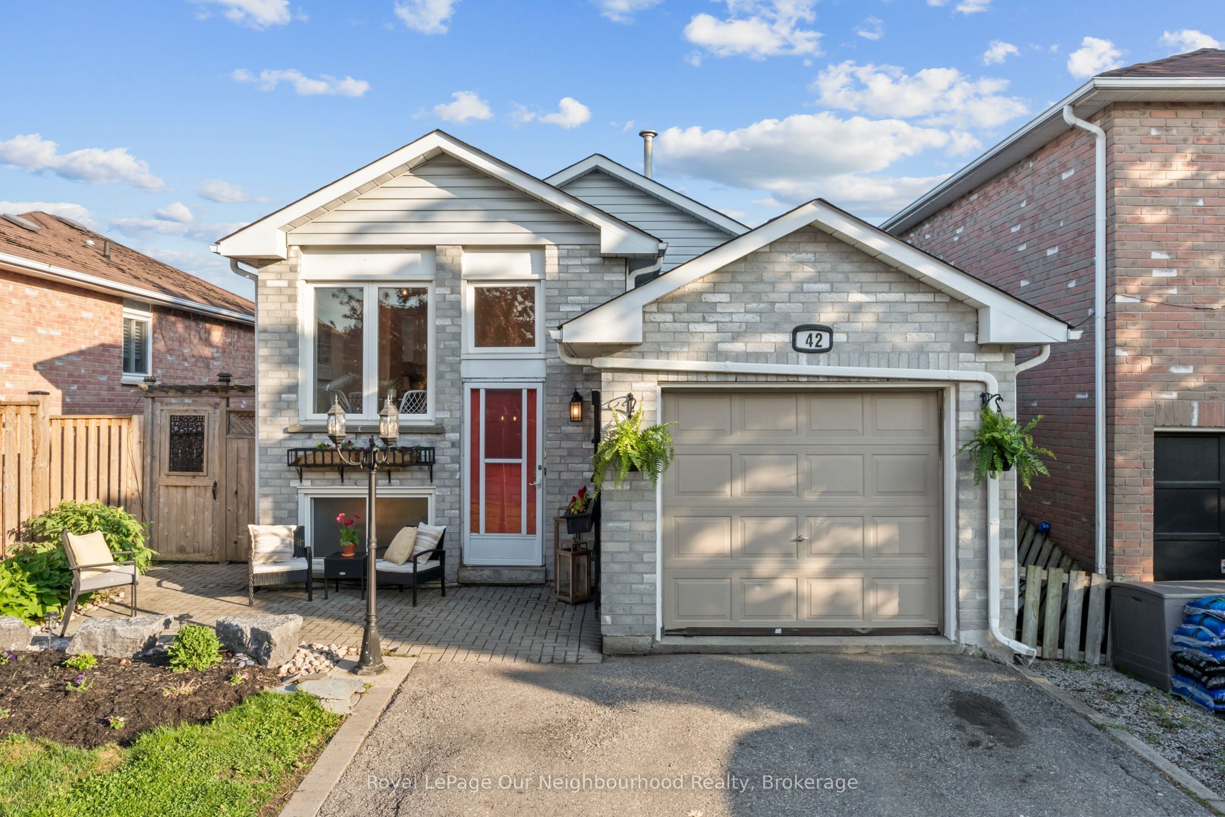 42 Glanville Crescent, Clarington, ON, L1C 4L7