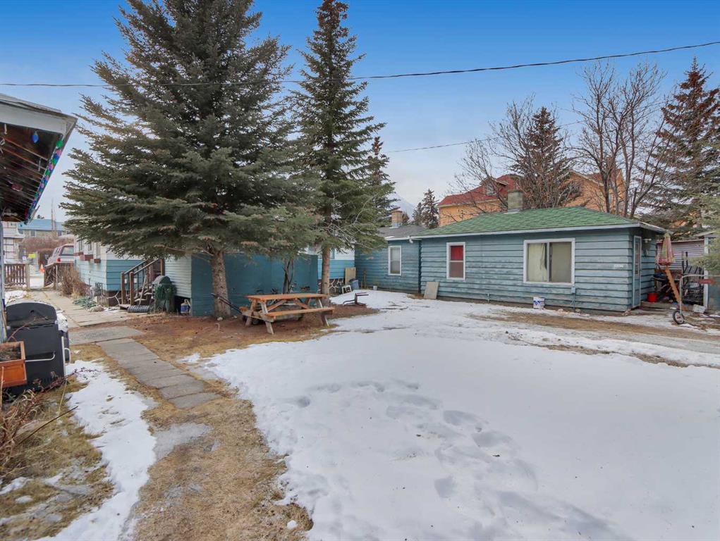 Additional image 5 of 906 Main Street, Canmore, AB, T1W1P3
