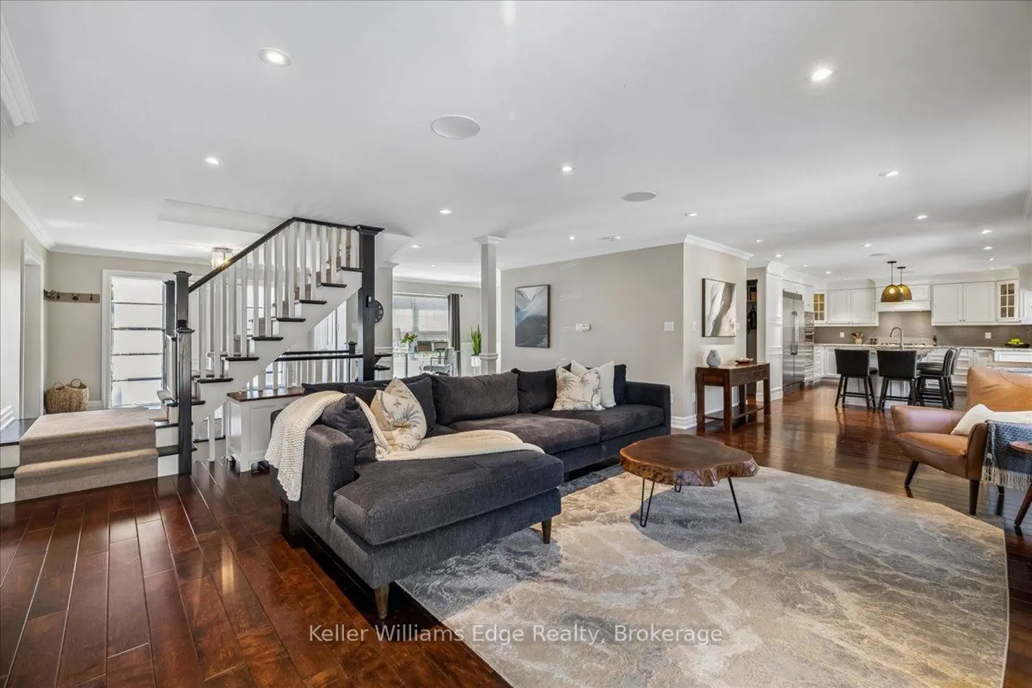 Additional image 5 of 249 Camelot Drive