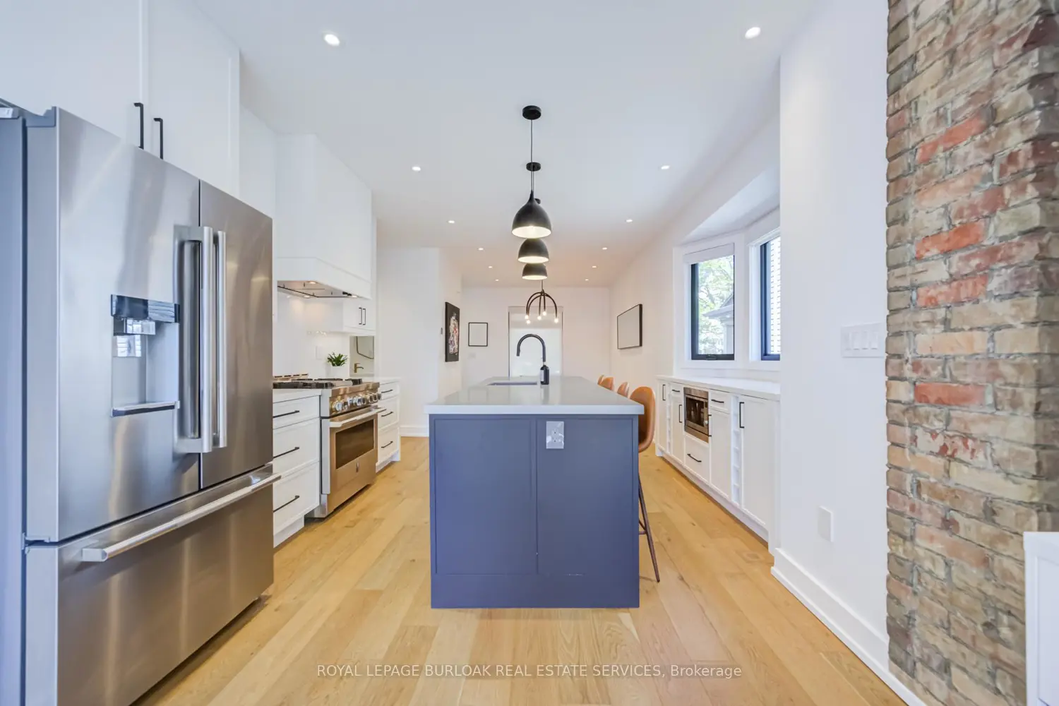 103 Harcourt Avenue photo 5