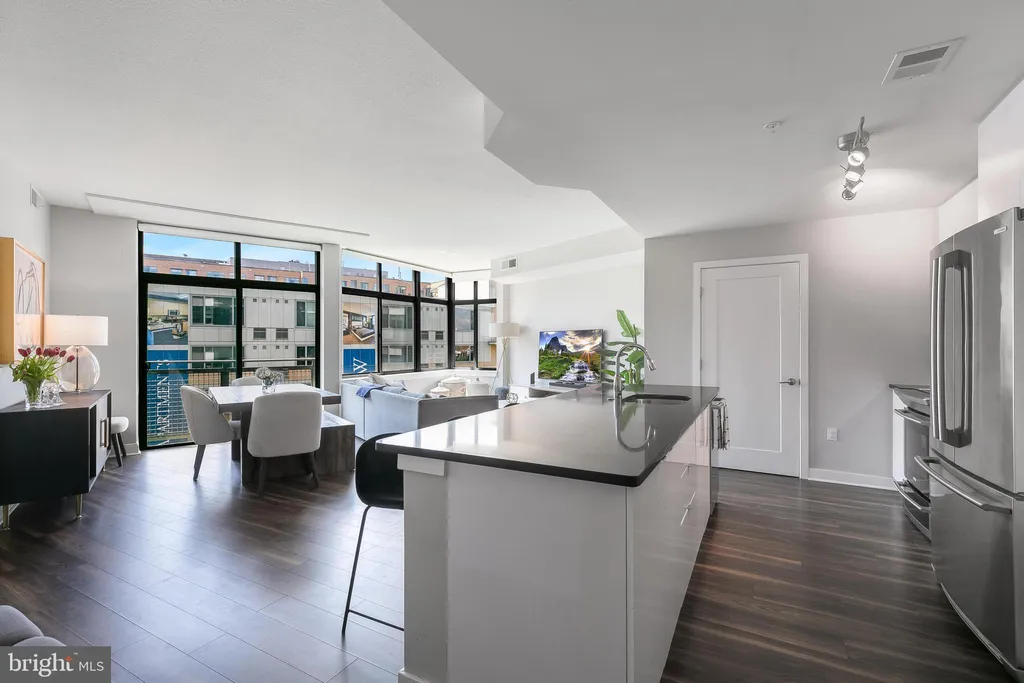 Additional image 10 of 460 New York Avenue NW Unit 607, Washington, DC 20001