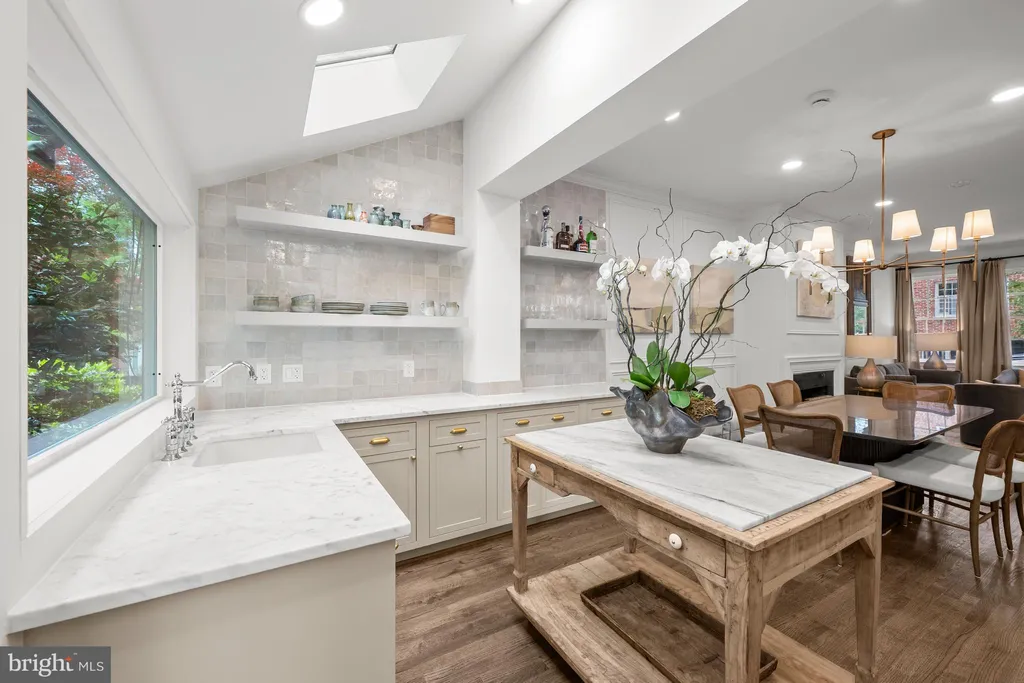 Additional image 19 of 2719 O Street NW, Washington, DC 20007